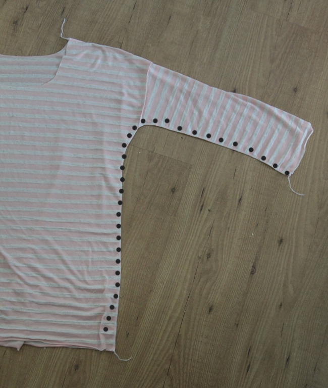 long sleeve easy tee with side seam marked