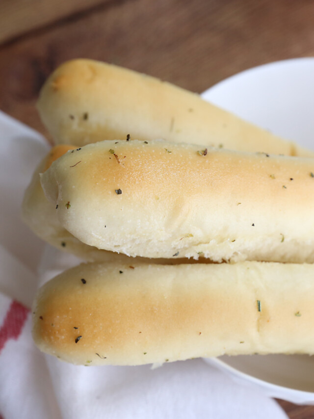 {So Much Better Than} Olive Garden Breadsticks Recipe Story It's