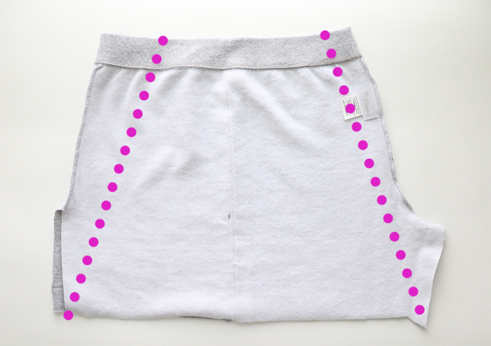 Cut off sweatpants marked in A-line shape