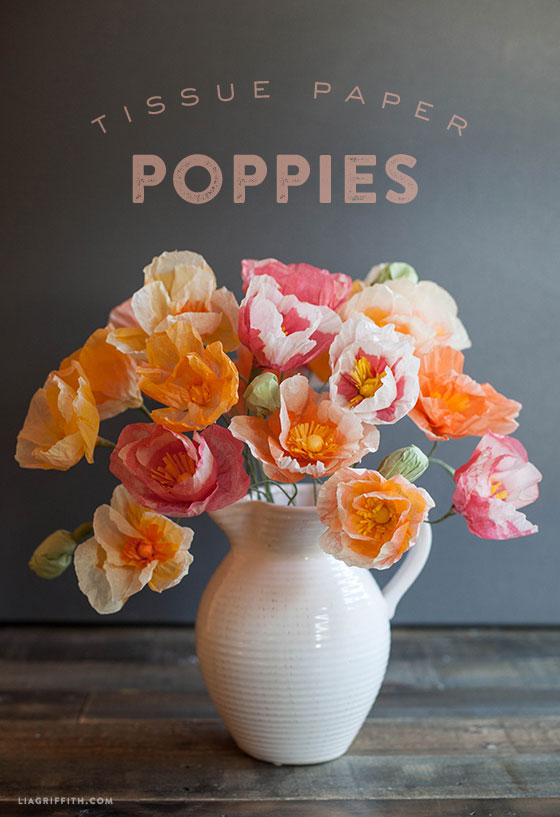 Amazing collection of DIY paper flower tutorials - these look so real! Tissue paper poppies.