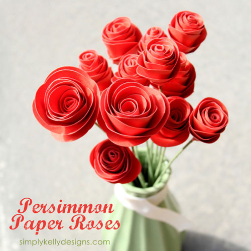 DIY paper flowers - red paper roses in a vase
