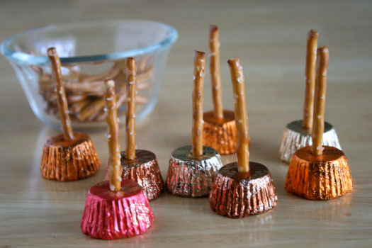 20 fun + easy Halloween treats to make with your kids - It's Always Autumn
