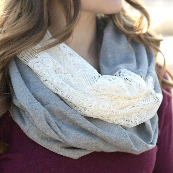 so pretty! learn how to make a soft lace & knit infinity scarf with this easy to follow sewing tutorial