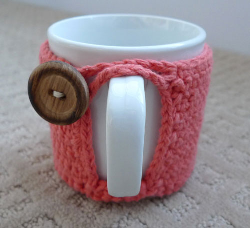 Easy crochet cup cozy