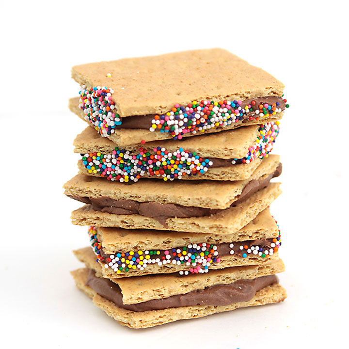 frosted graham crackers + the best chocolate frosting recipe It's