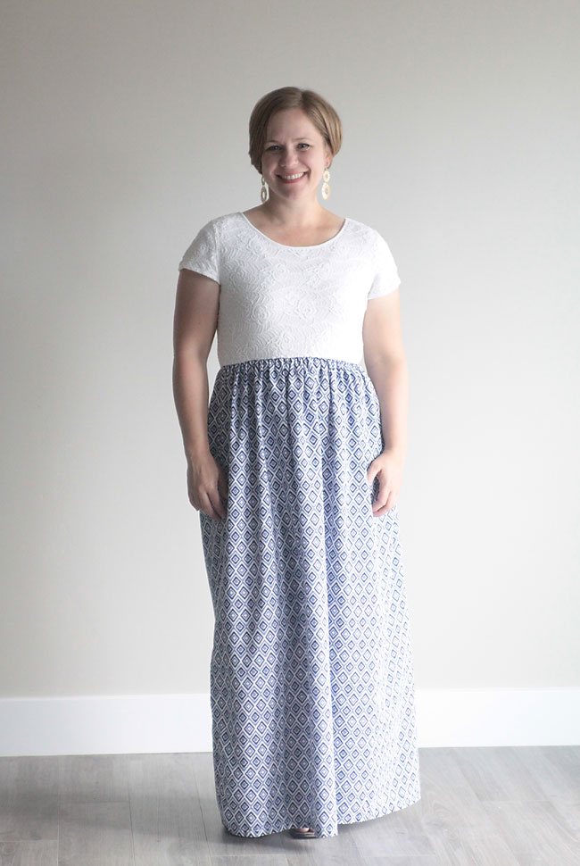 learn how to sew this cute maxi dress in just half an hour! It stars with a tee shirt and a sheet.