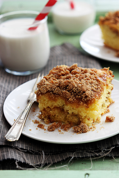 sour cream coffee cake with cinnamon sugar topping