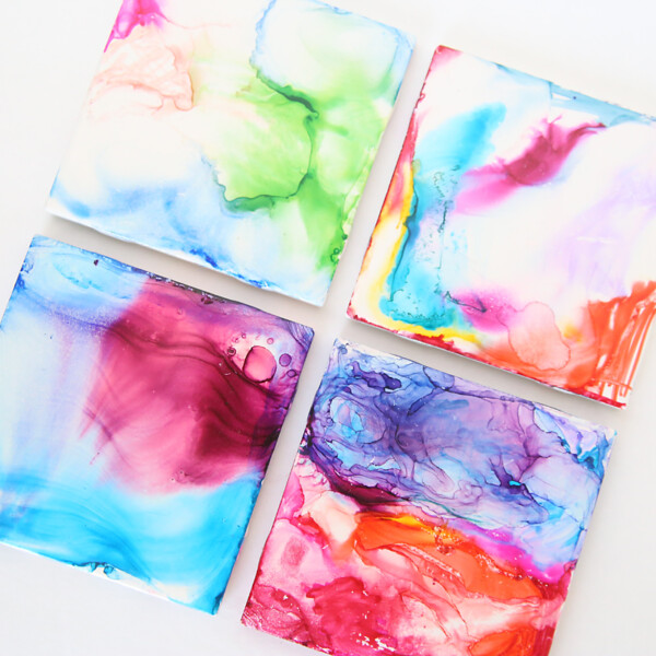 Easy kids art project: colorful marbled tiles