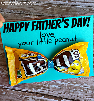 Father\'s Day card with package of peanut M&Ms tied in the middle to look like a bowtie