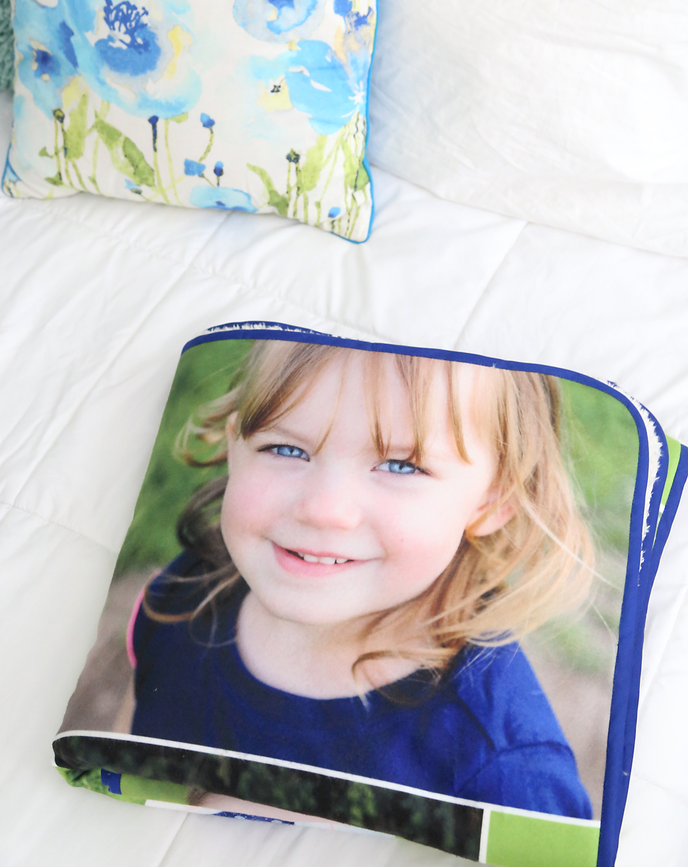 how to make a photo collage blanket DIY gift idea It's Always Autumn