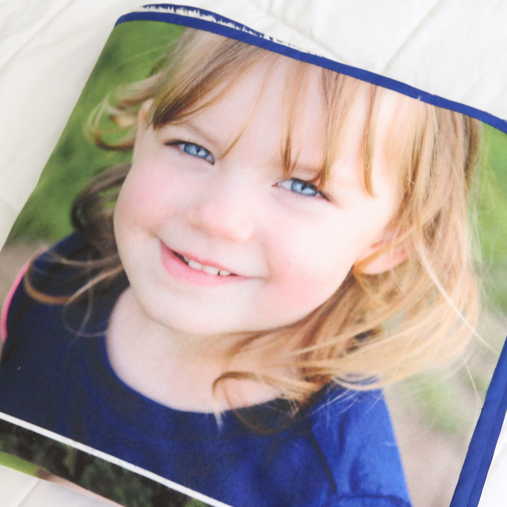 how to make a photo collage blanket DIY gift idea It's Always Autumn