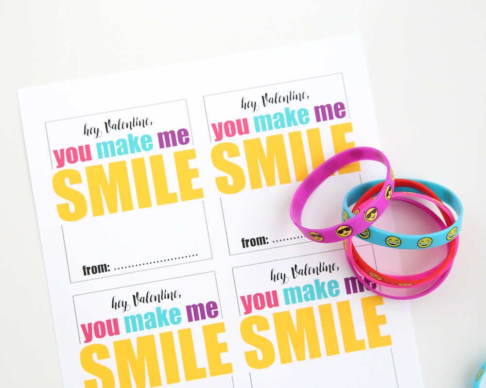 Colorful emoji bracelets and printable Valentine\'s Day cards