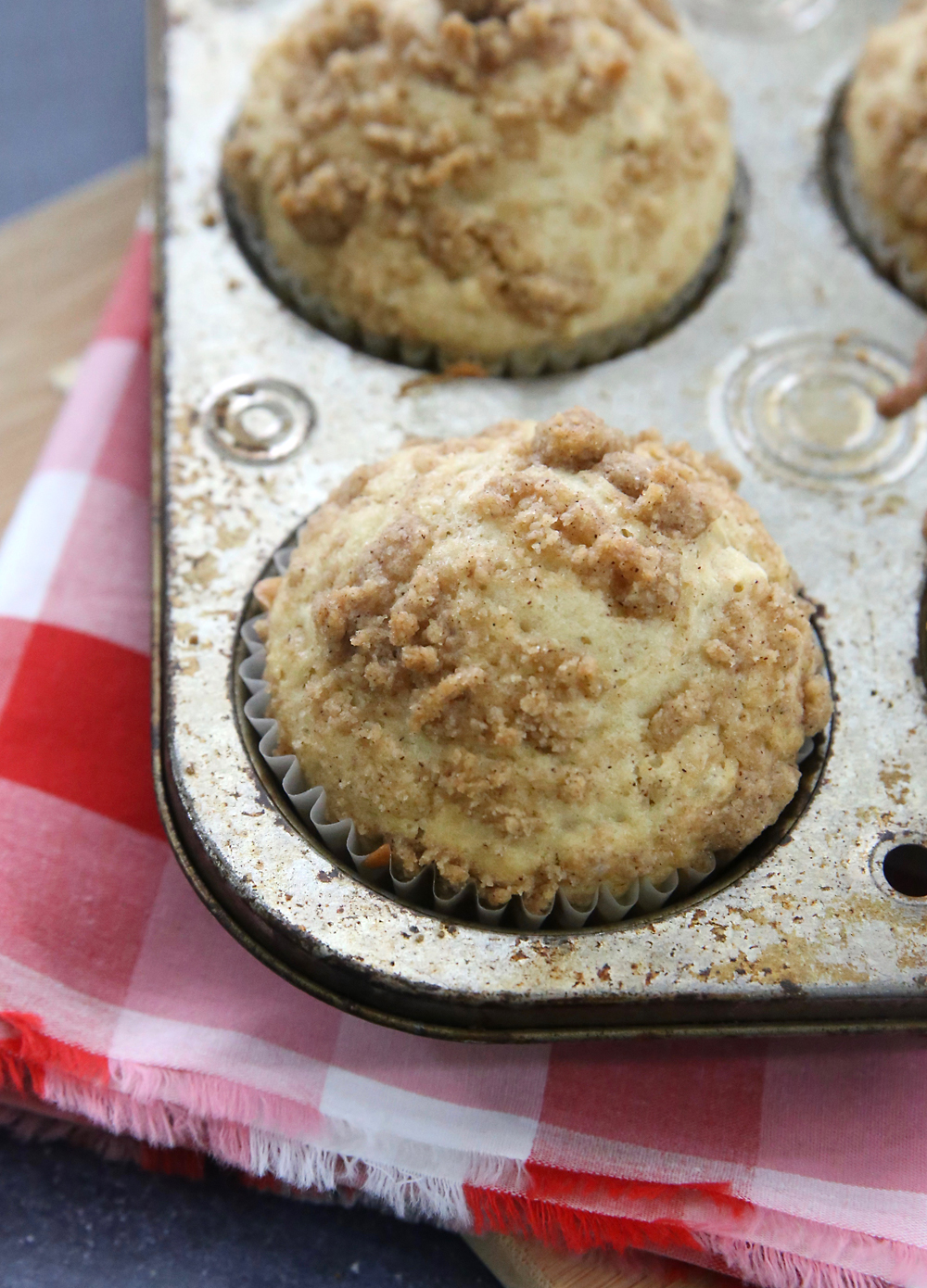 instant oatmeal muffin in a muffin tin