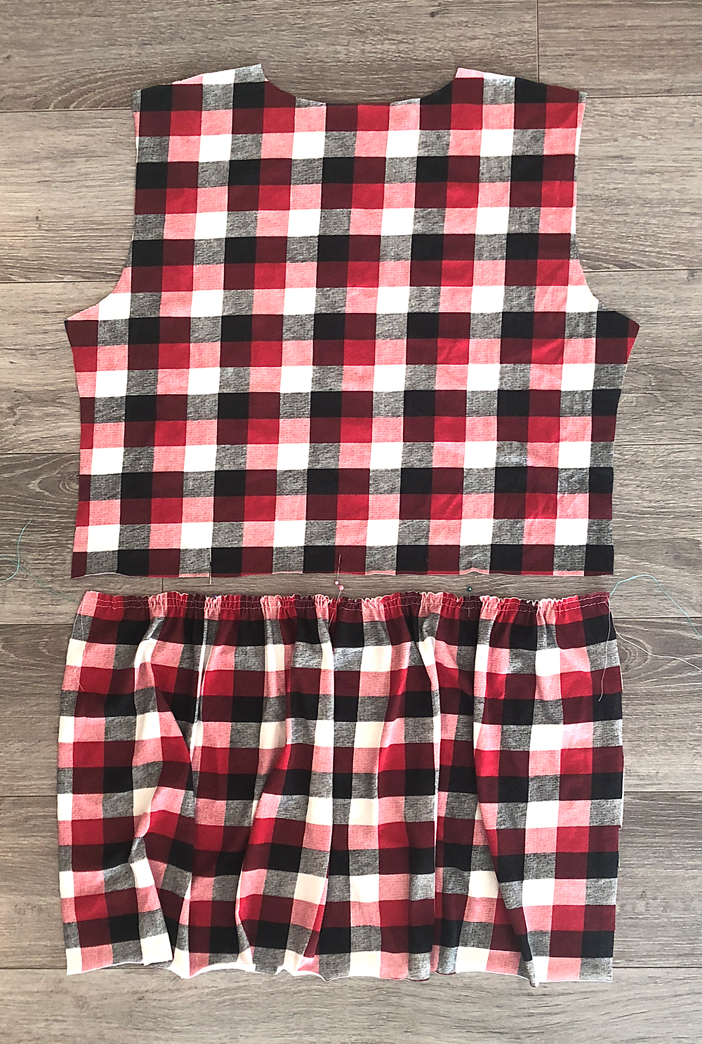 Peplum shirt piece with skirt gathered to the same width