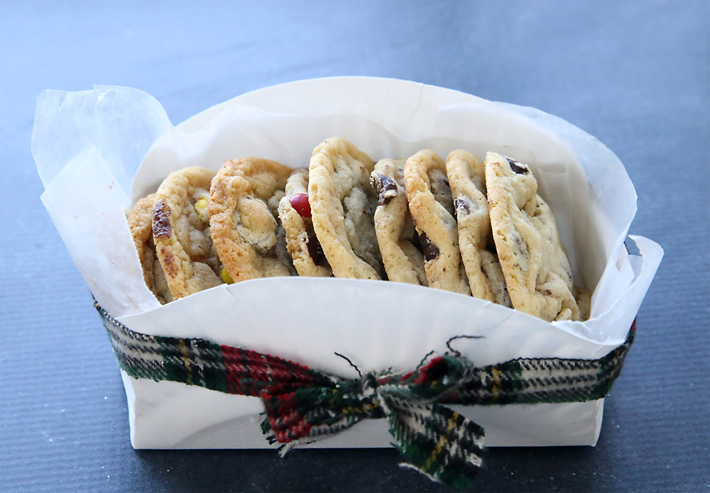 Cookies in a basket made from a paper plate
