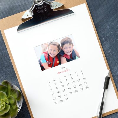 Make your own personalized calendar {free printable 2019 photo calendar)