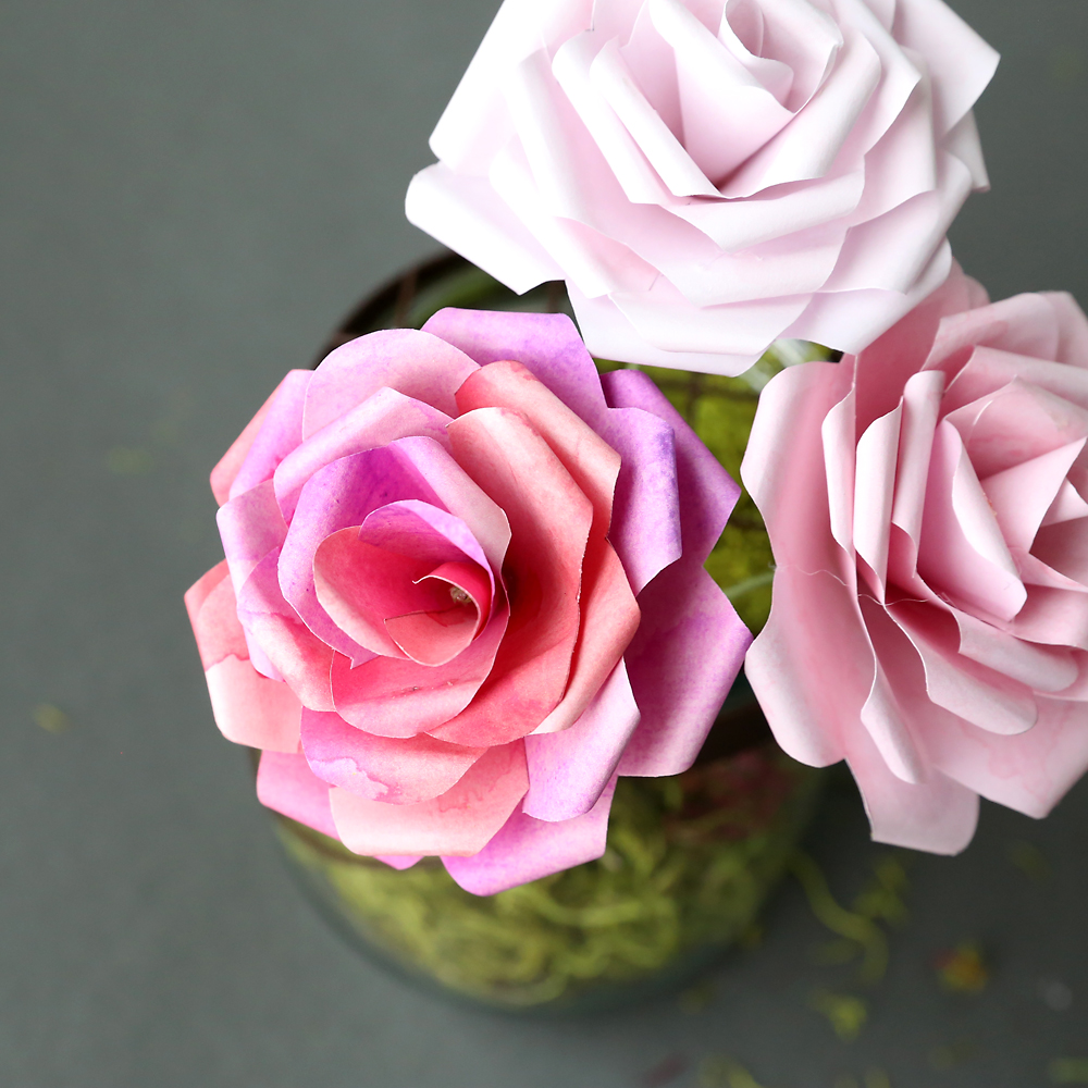 HOW TO MAKE CUTE ROSE IN JUST 2 MINUTES / MINI PAPER ROSES / EASY