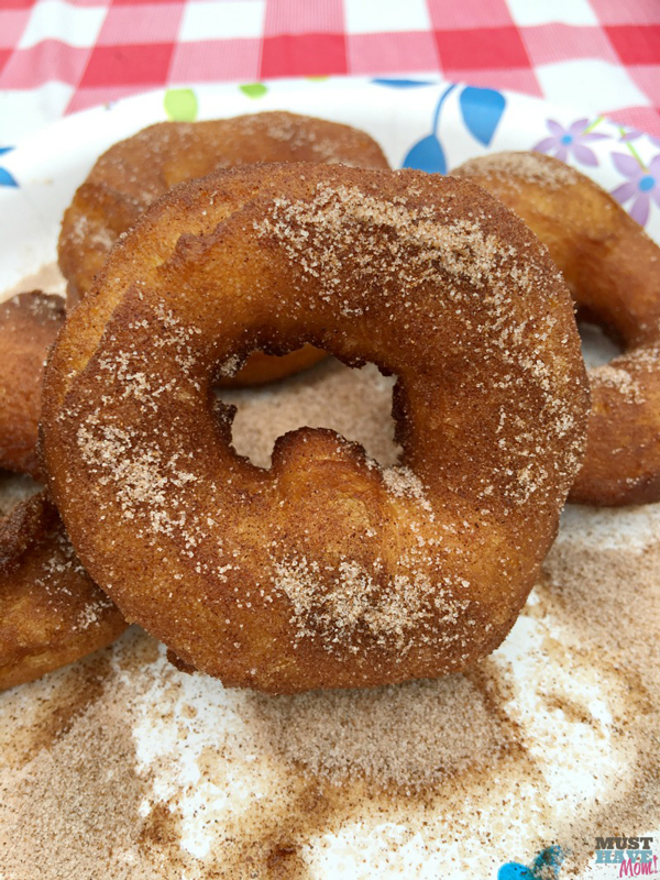 Campfire donuts | 35 best camping recipes