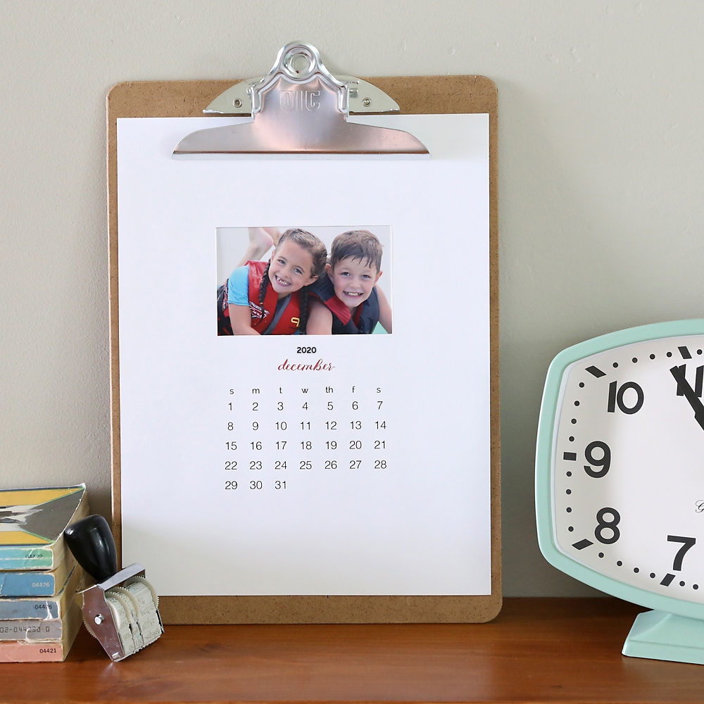 Photo calendar on a clipboard