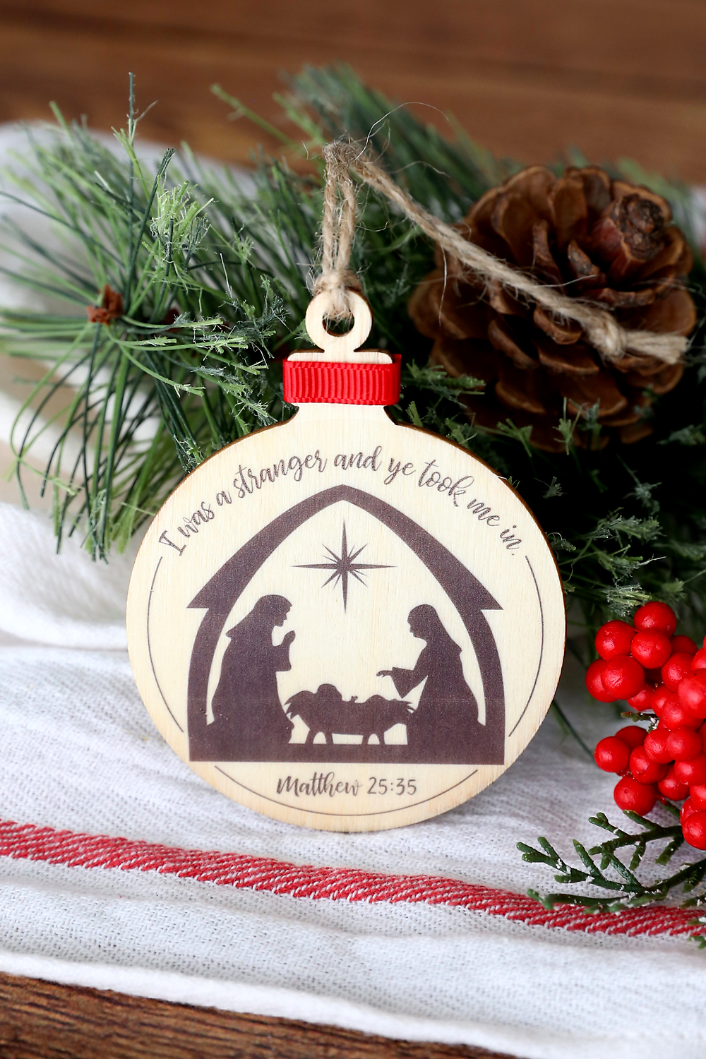 Learn how you can help refugees this holiday season.