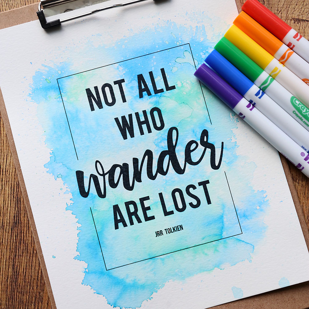 Did you know you can make a watercolor background with markers and water? It's super easy!