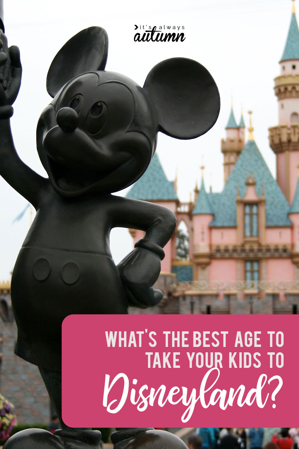 Statue of Mickey Mouse at Disneyland