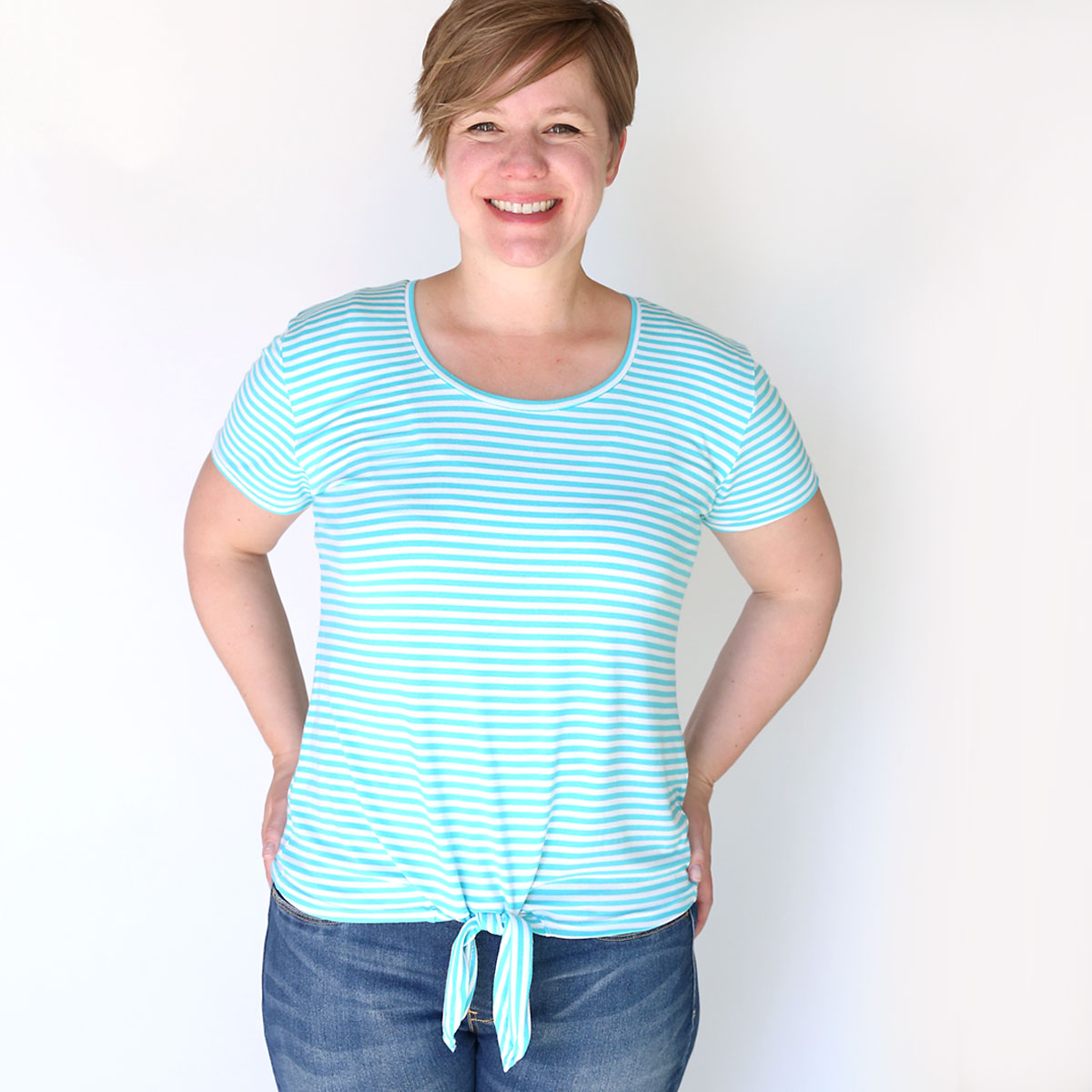 The waist tie t-shirt pattern | free pattern in women's size L - It's ...