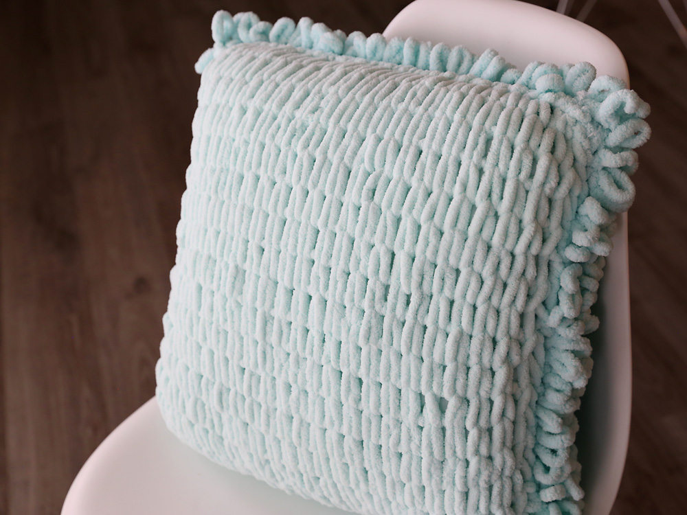 Loopy throw pillow back