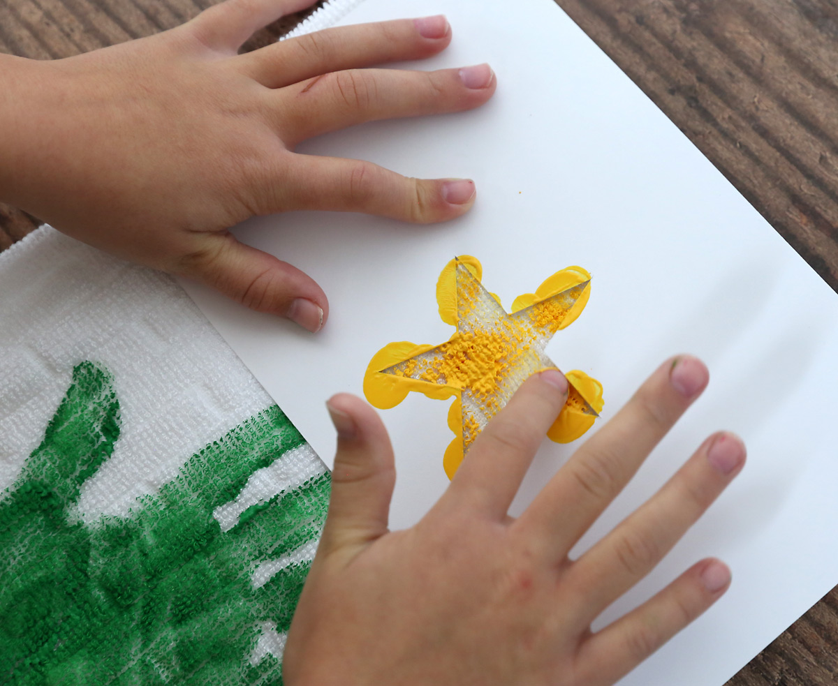 Use a stencil to add a star