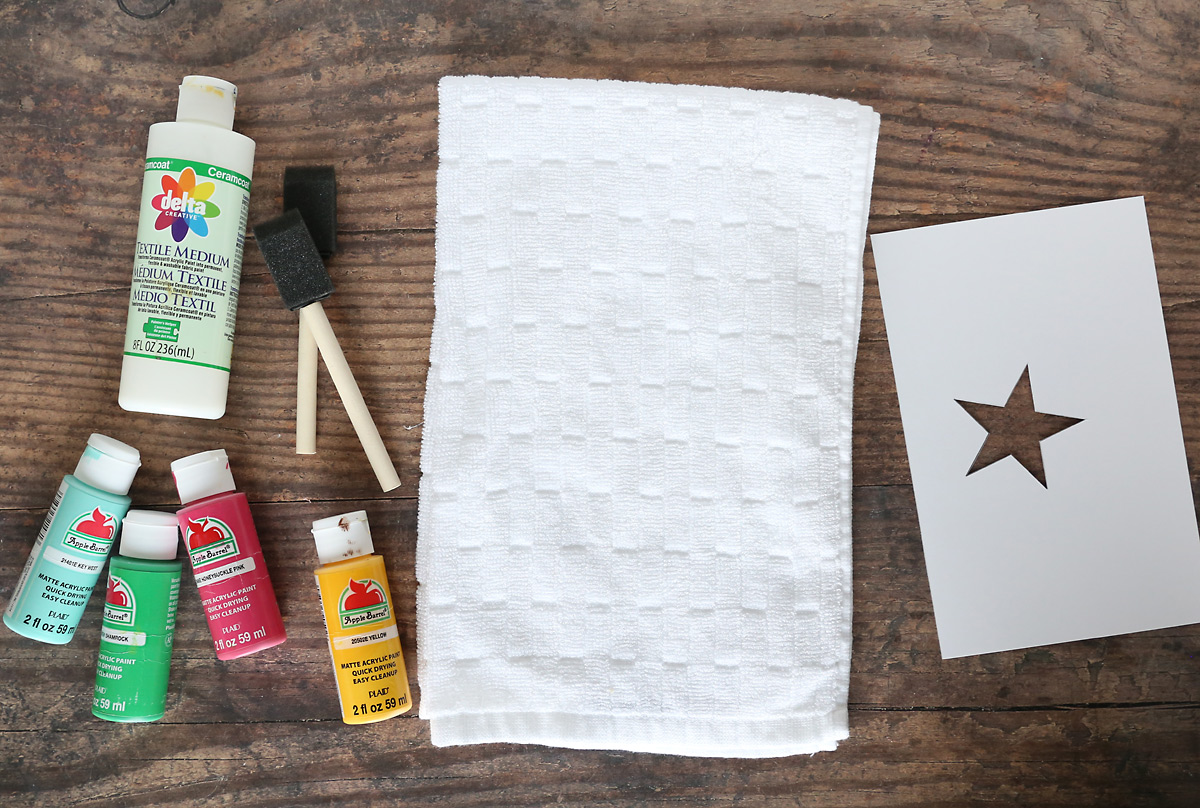 Handprint Christmas tree towel: supplies