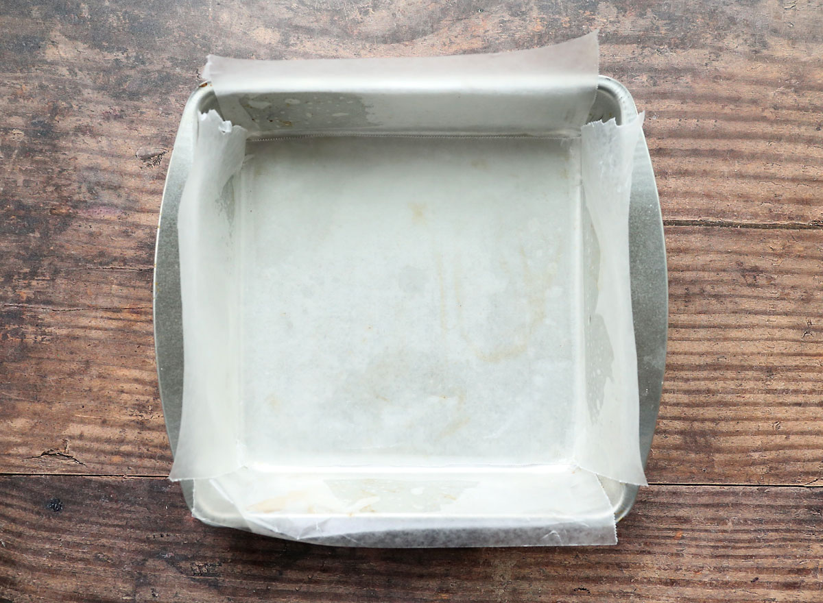 9x9 pan lined with parchment paper