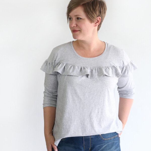 Women's ruffle top - free sewing pattern in size L