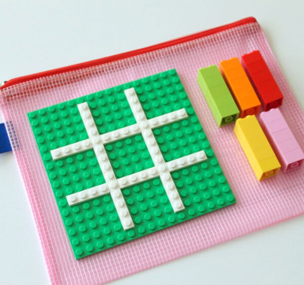 Lego tic tac toe game.