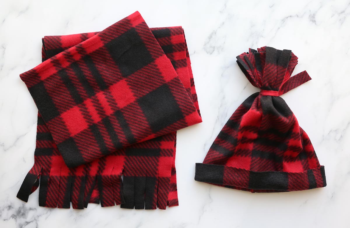 DIY fleece hat and scarf set
