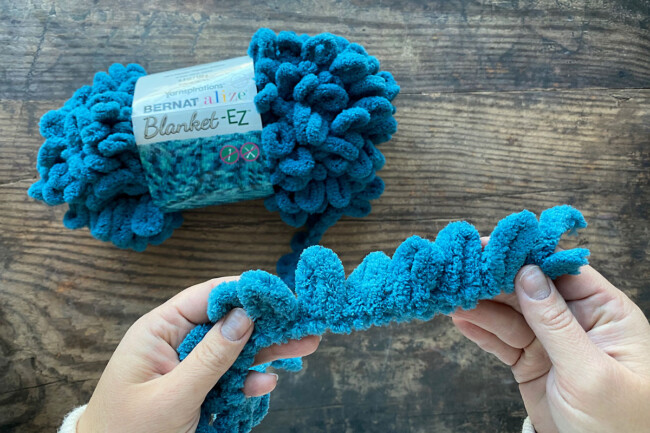 Loop Garn Loop Yarn for Beginners {Everything you need to know!} - It's Always Autumn