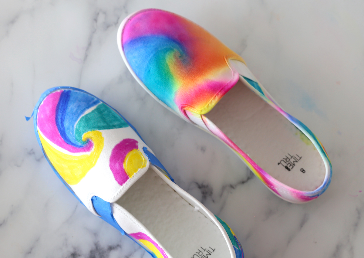 DIY Tie Dye Shoes - Organized 31