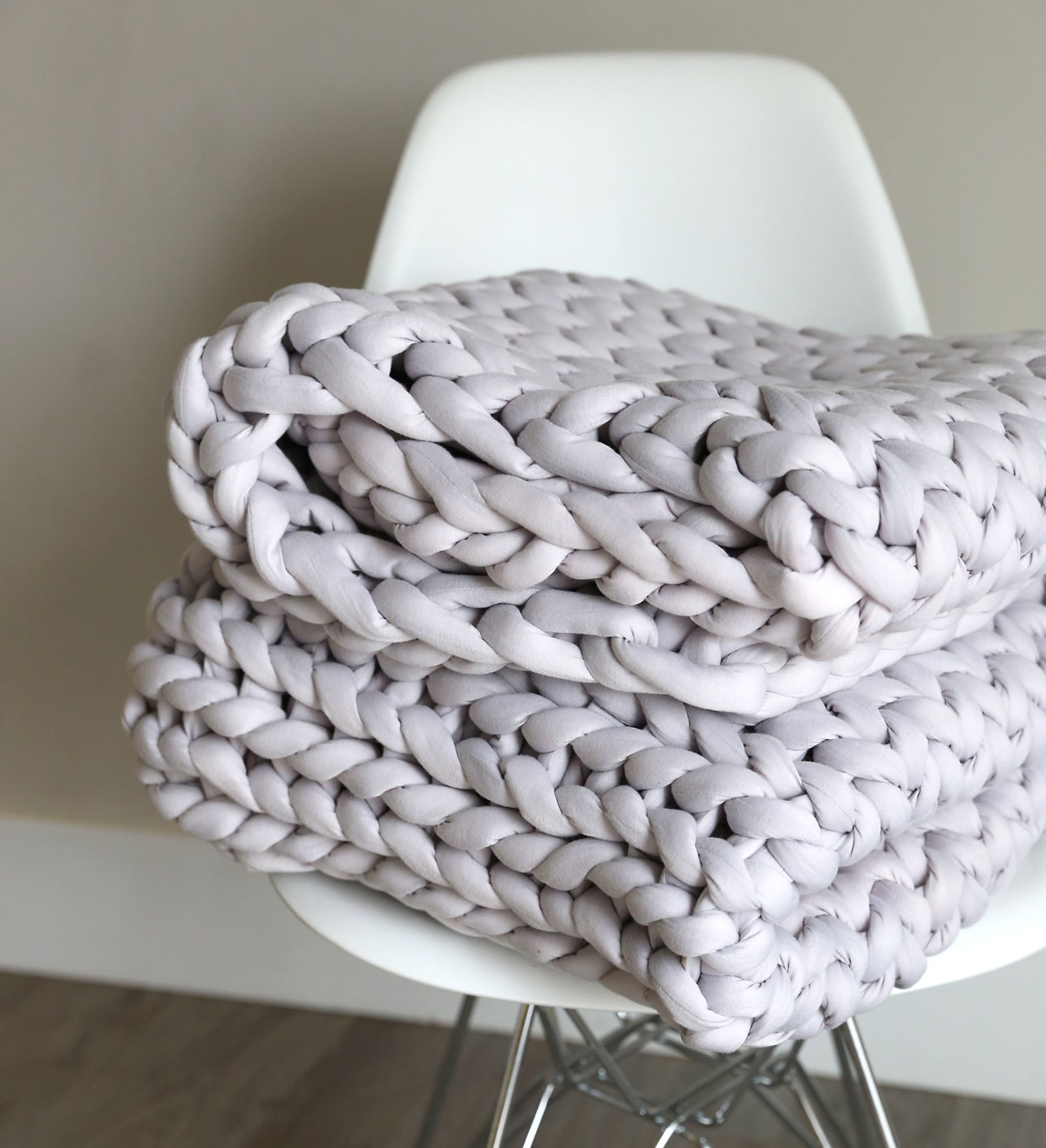 Black Blanket  Chunky Knit Blanket – Hands On For Homemade