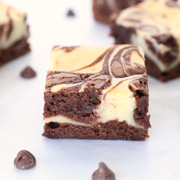 Side view of cheesecake brownie.