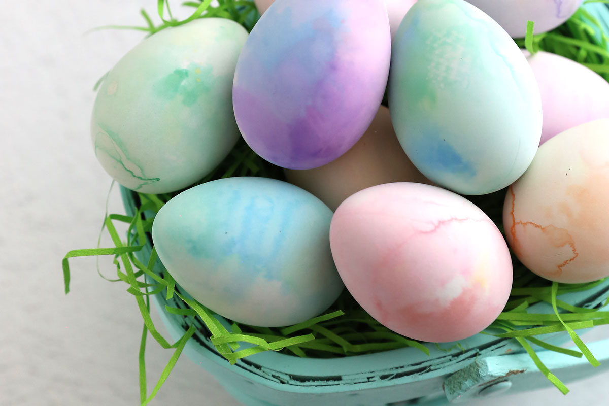 Watercolor Easter eggs.