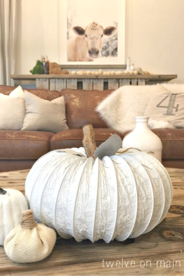 DIY dryer vent pumpkin craft