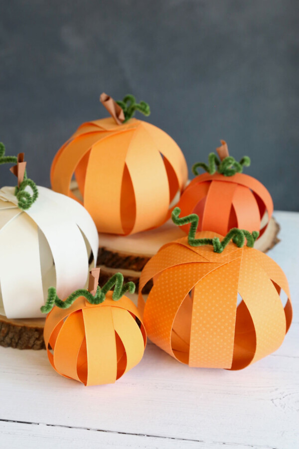 DIY paper pumpkins