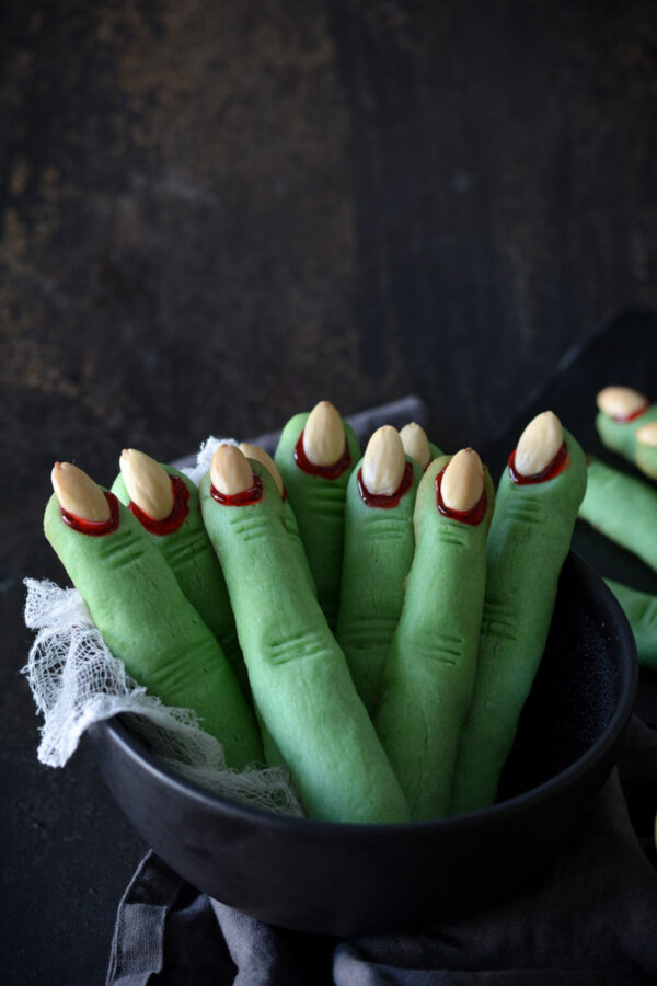 Green shortbread witch finger cookies.