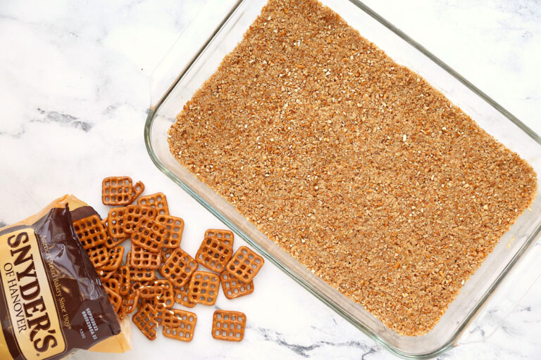 Easy Raspberry Pretzel Jello It's Always Autumn