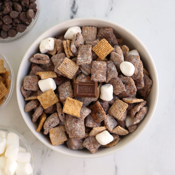 S'mores muddy buddies.