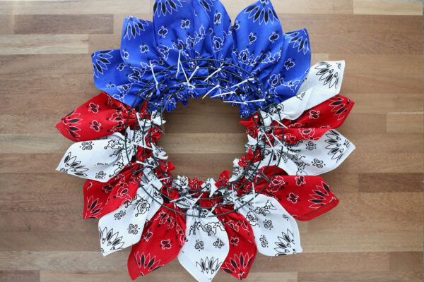 Back of wreath, zip ties pulled tight.