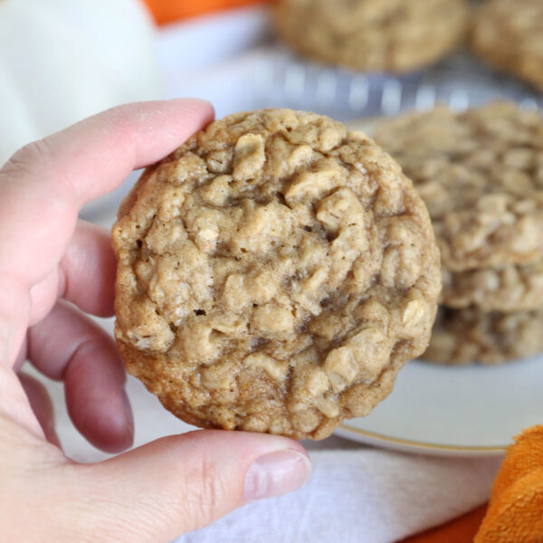 Brown butter oatmeal cookies with pumpkin spice.