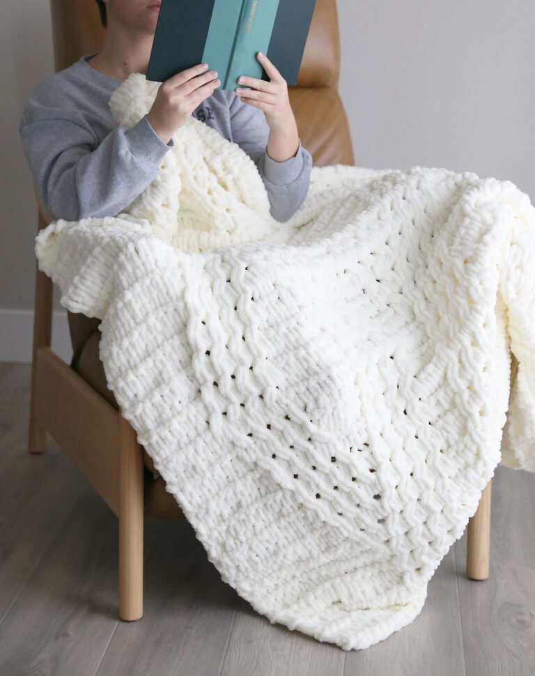 Twisted Stitch Loop Yarn Blanket - It's Always Autumn