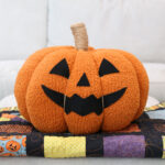 DIY Jack-o-lantern pillow.