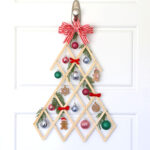 DIY Christmas tree wall hanging.